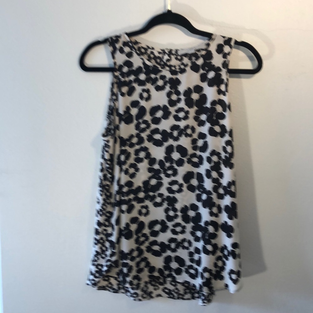 Black & cream flowered Loft polyester tank